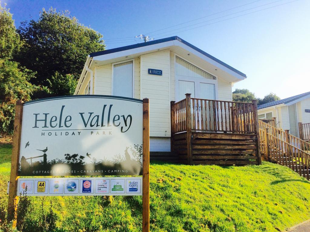 Hele Valley Holiday Park Ilfracombe Rom bilde